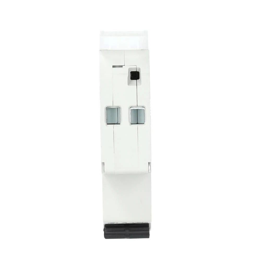 Miniatuur van EMAT differentieelautomaat 1-polig+nul 10A C-curve 30mA (85006003)
