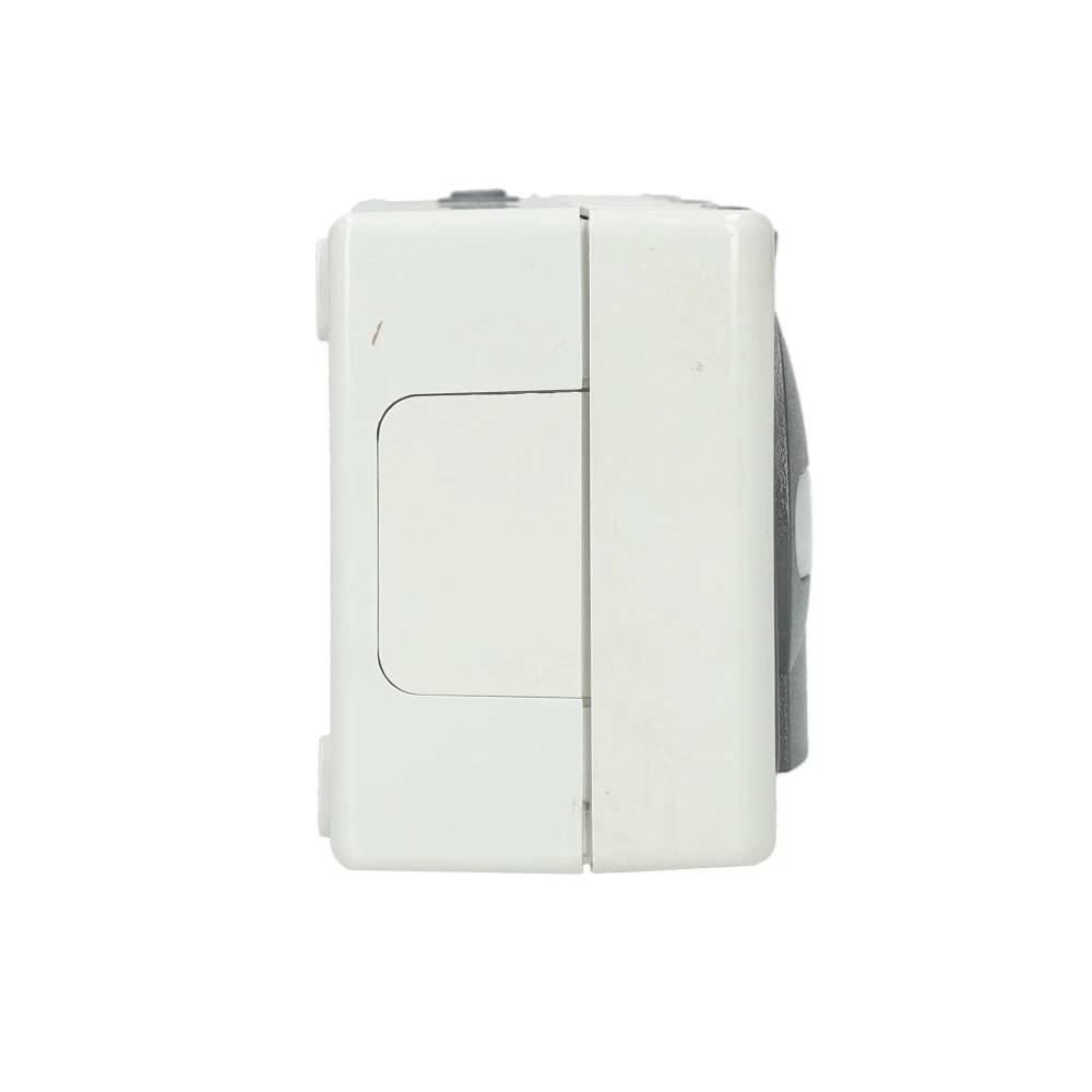 Miniatuur van Kopp blue electric stopcontact IP44 horizontaal met deksel en randaarde 3-voudig opbouw grijs