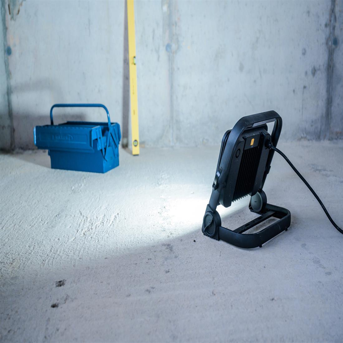 Miniatuur van BRENNENSTUHL bouwlamp Jaro 100W 11500lm 6500K IP65 5 meter kabel dimbaar (1171250047)