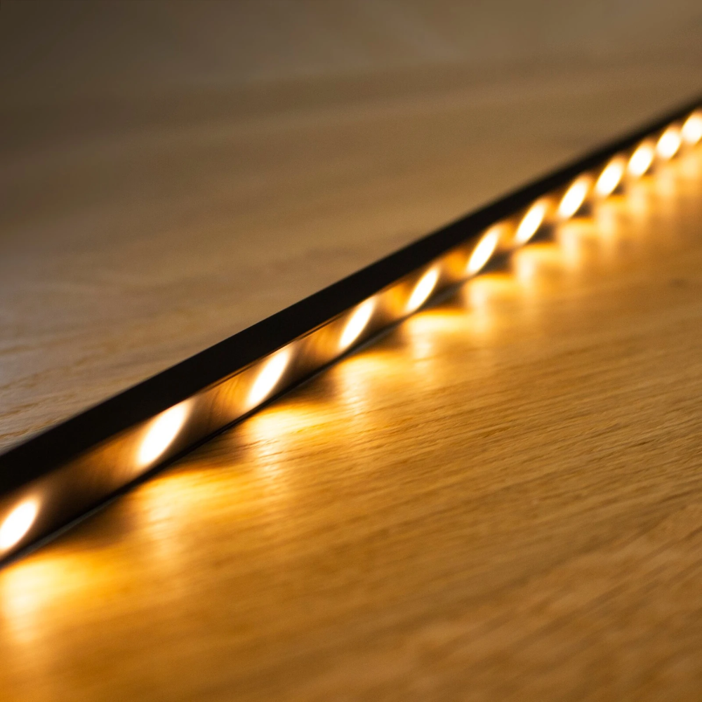 Miniatuur van Yphix LED strip 12V warm wit 2700K 150 SMD 3528 LEDS IP68 - 5 meter (50054702)