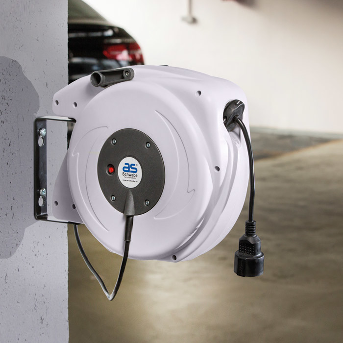 Miniatuur van Schwabe automatische veerkabelhaspel trekveerhaspel Vinyl H05VV-F 3x1.5 IP20 15m (12611)