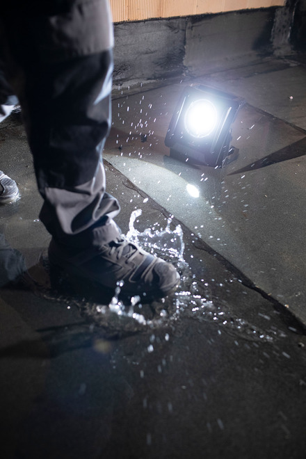 Miniatuur van BRENNENSTUHL werklamp compatible met verschillende 18V accu's en stekker 5 meter 60W 6200lm - 6050 MH (1173140600)