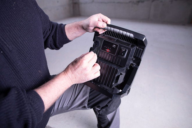 Miniatuur van BRENNENSTUHL werklamp compatible met verschillende 18V accu's en stekker 5 meter 60W 6200lm - 6050 MH (1173140600)