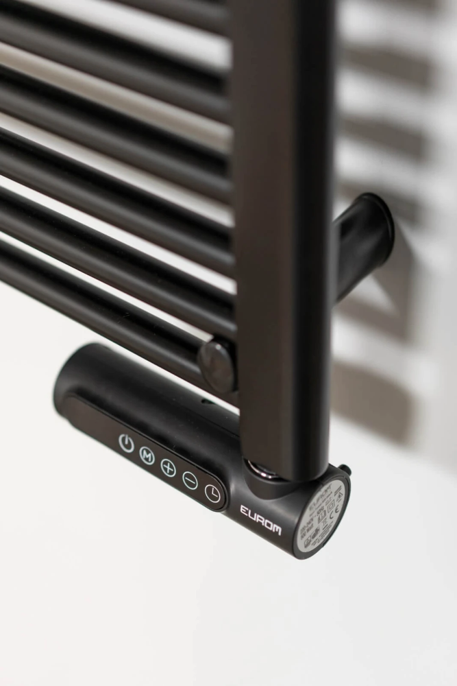 Miniatuur van Eurom elektrische handdoekradiator voor badkamer 750W met thermostaat en timer - zwart (352542)