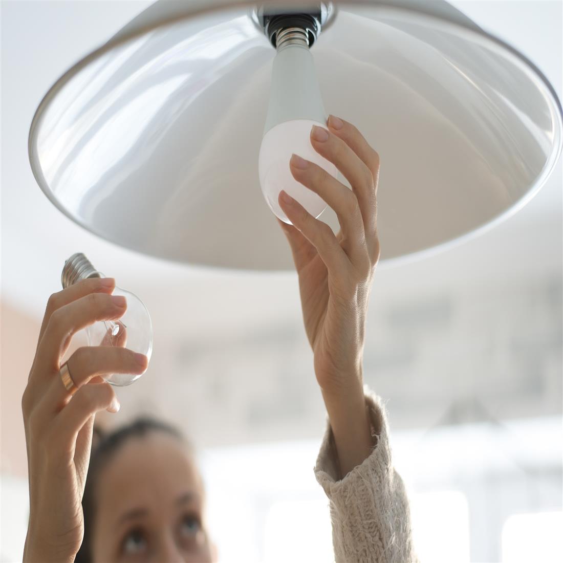 Miniatuur van Bailey LED lamp peer E27 10W 935lm warm wit 2700K (80100038991)