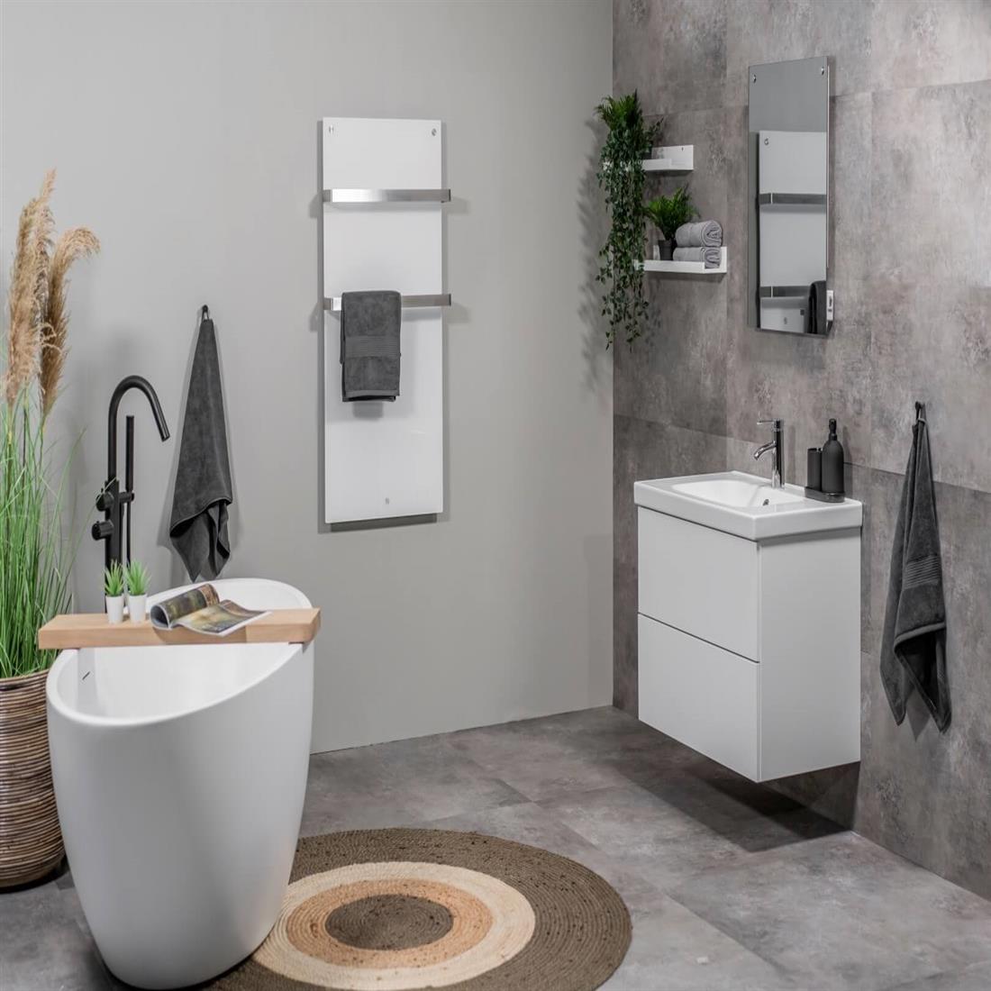 Miniatuur van Eurom Sani 600 badkamer infrarood verwarming 600W met handdoekbeugels, WiFi en app (350333)