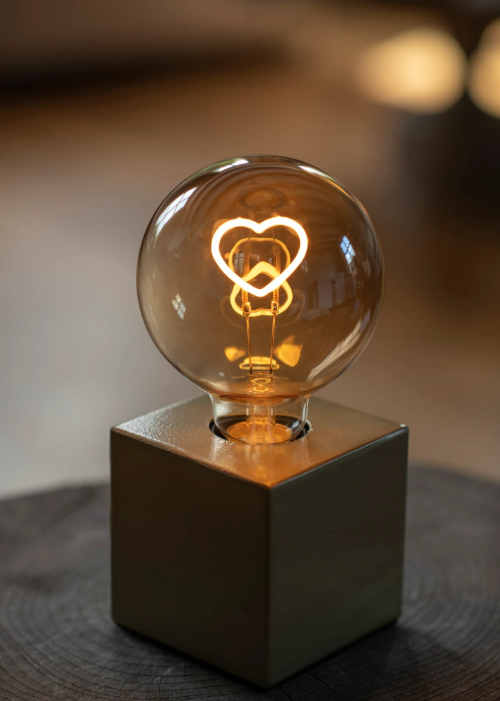 Miniatuur van Bailey LED lamp filiament heart E27 2W 90lm warm wit dimbaar (145546)