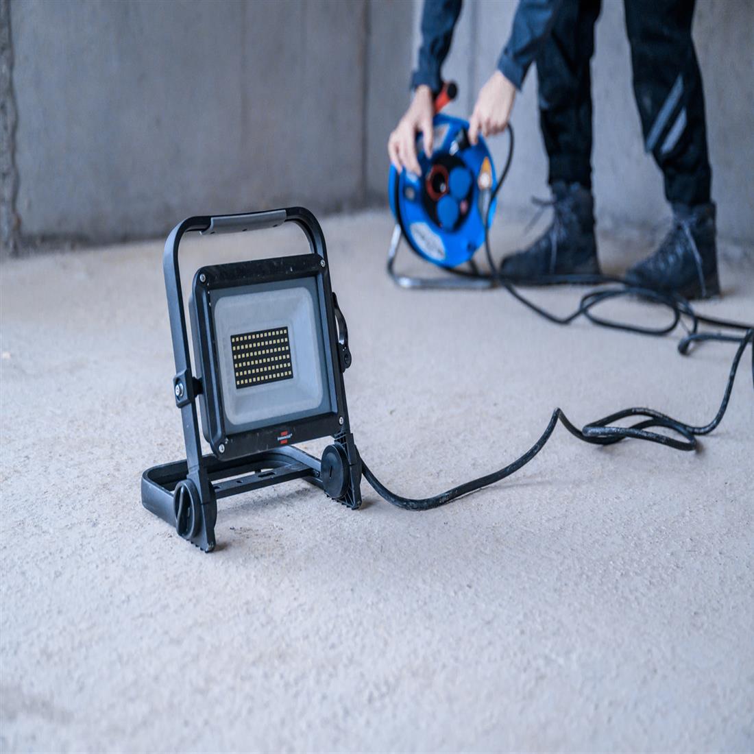 Miniatuur van BRENNENSTUHL bouwlamp Jaro 50W 5800lm 6500K IP65 5 meter kabel dimbaar (1171250547)