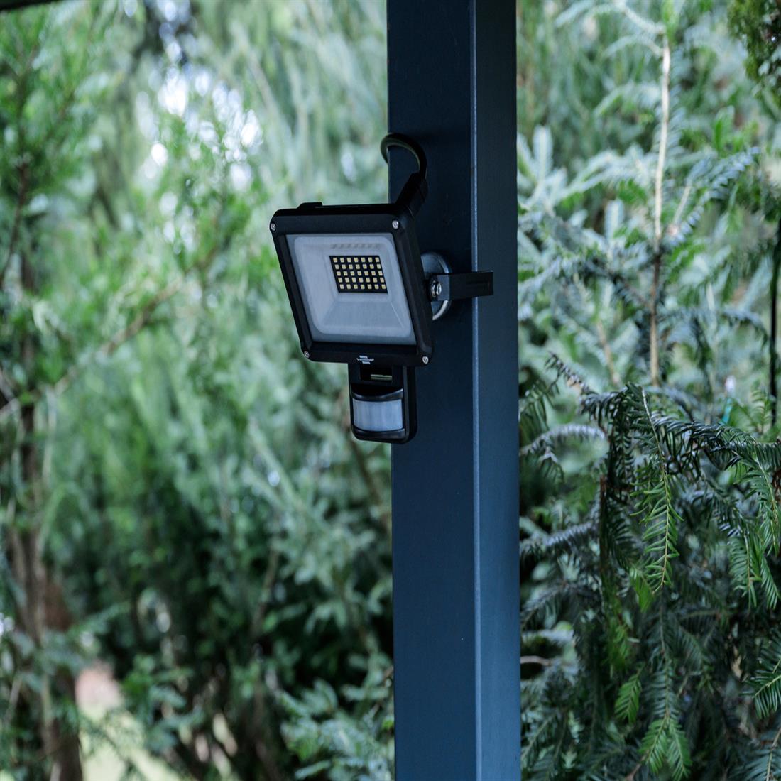 Miniatuur van BRENNENSTUHL schijnwerper met sensor 20W 2300lm 2300lm IP65 bewegingsmelder (1171250242)