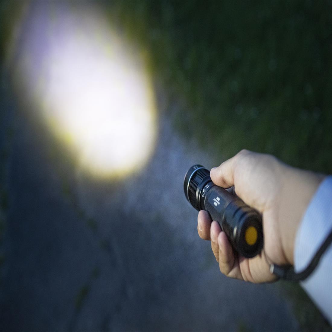 Miniatuur van BRENNENSTUHL zaklamp 630lm 6500K IP67 (1178600401)