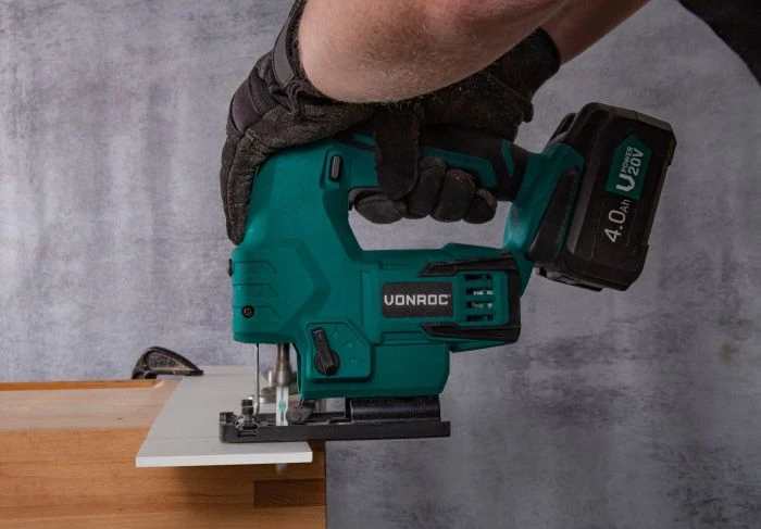 Miniatuur van VONROC accu decoupeerzaag met 3 pendelstanden 0-45° VPOWER 20V - body zonder accu en lader (JS501DC)