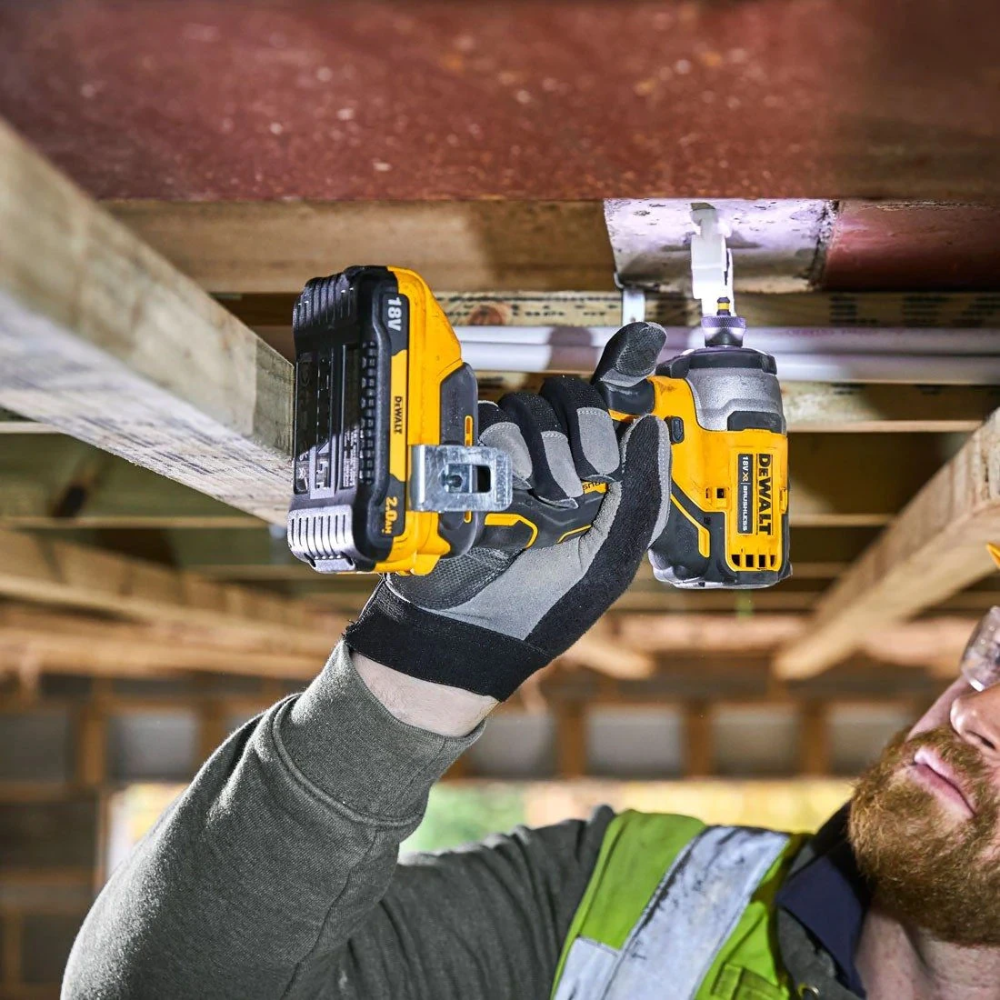 Miniatuur van DeWALT accu slagschroevendraaier 205Nm 18V XR basic body in TSTAK koffer (DCF887NT-XJ)