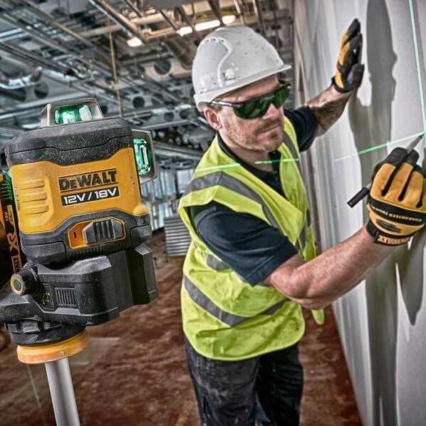Miniatuur van DeWALT accu kruislijnlaser 12/18V groen 3x 360° met 2,0Ah accu en lader in TSTAK koffer (DCE089D1G18-QW)