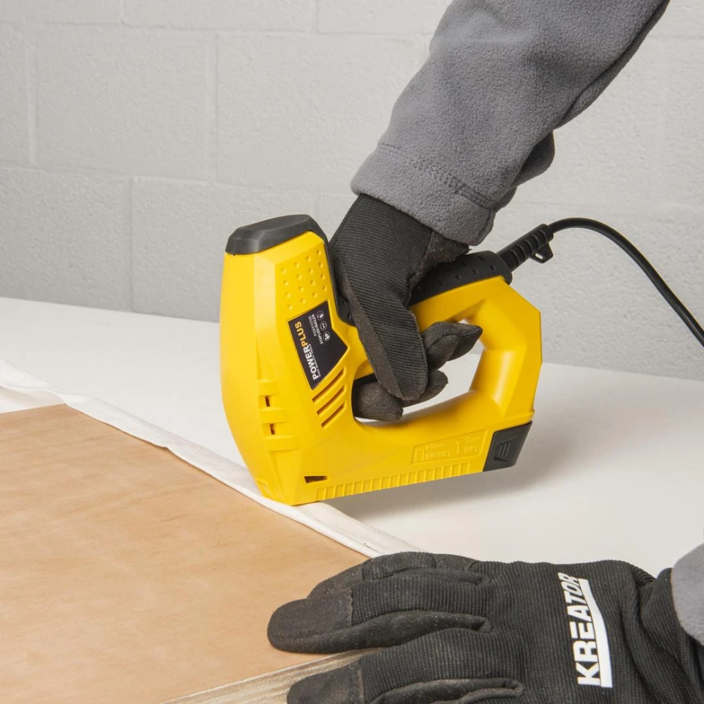 Miniatuur van PowerPlus elektrische afwerktacker 230V 45W - set met 200 nieten en 100 spijkers (POWX13700)