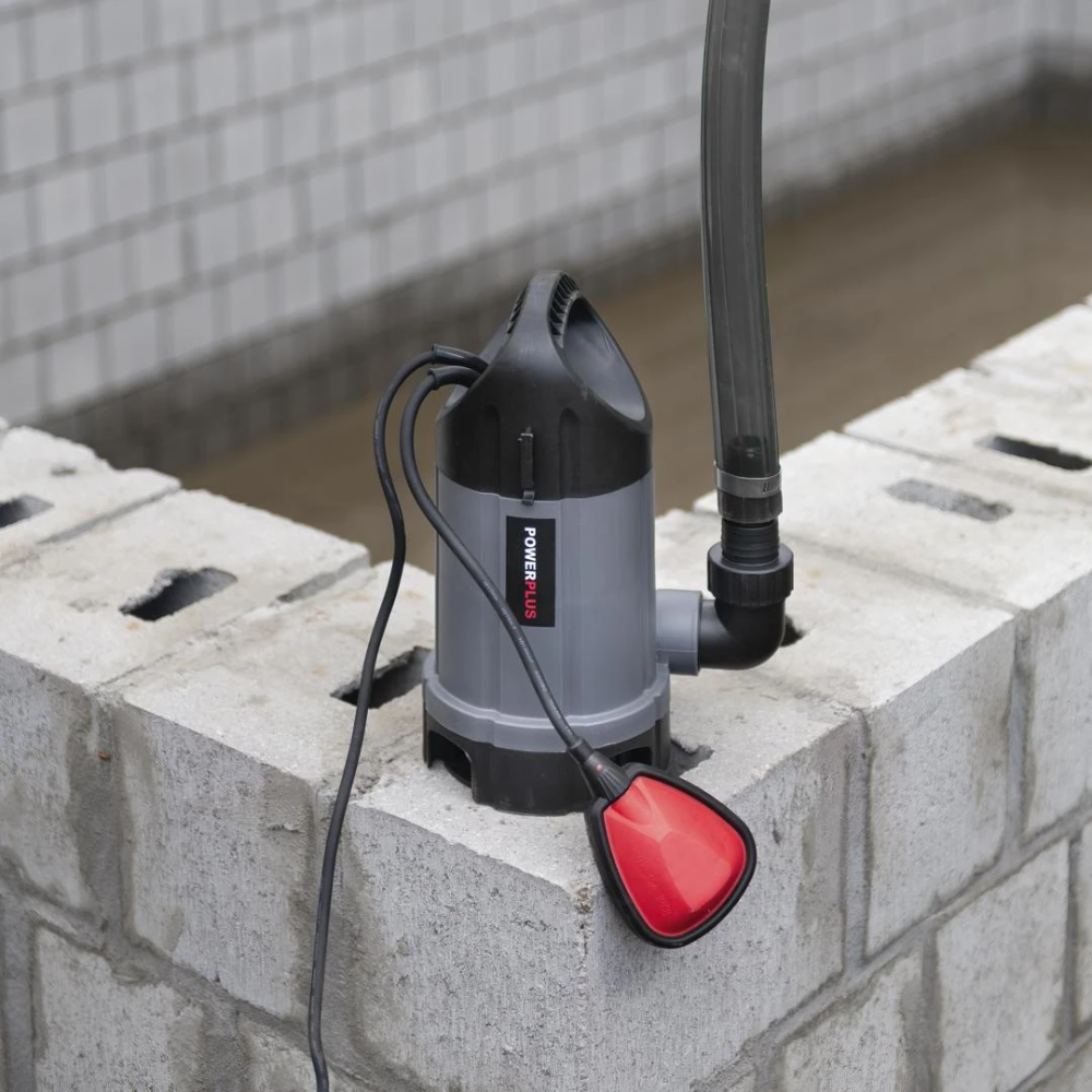 Miniatuur van PowerPlus vuil- en schoonwater dompelpomp 230V 400W 7500 l/h (POWEW67904)