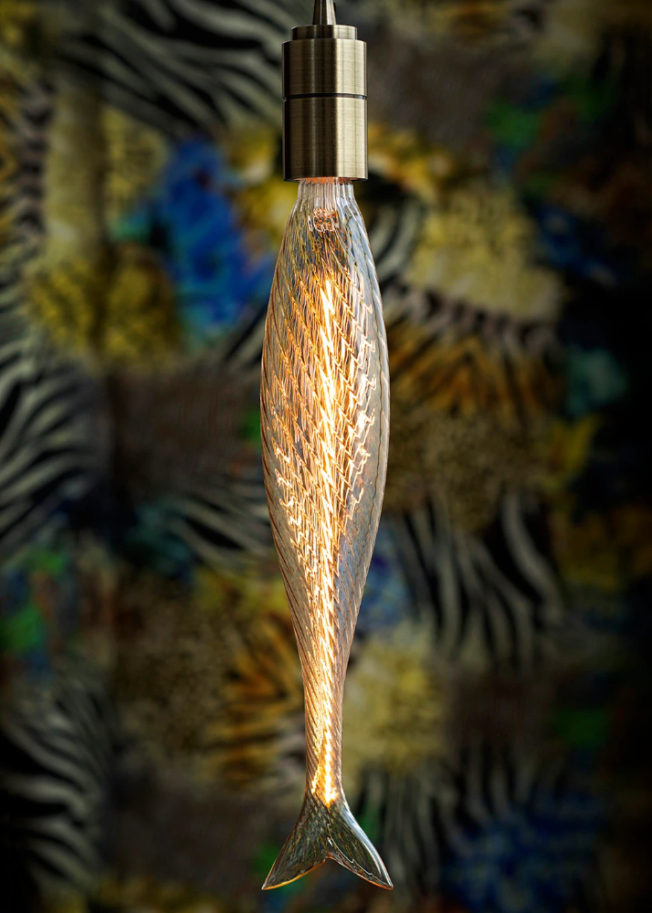 A_Ledfish_143043_hanging_02.jpg