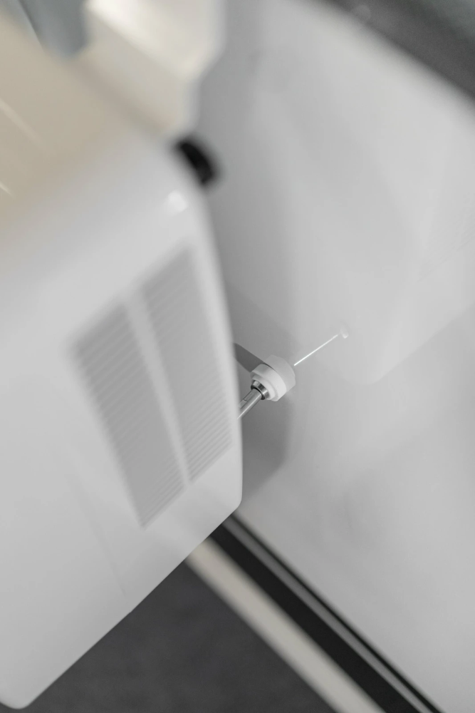 Miniatuur van Eurom AC3201E E split airco voor caravan of camper 3200BTU met timer (382570)..