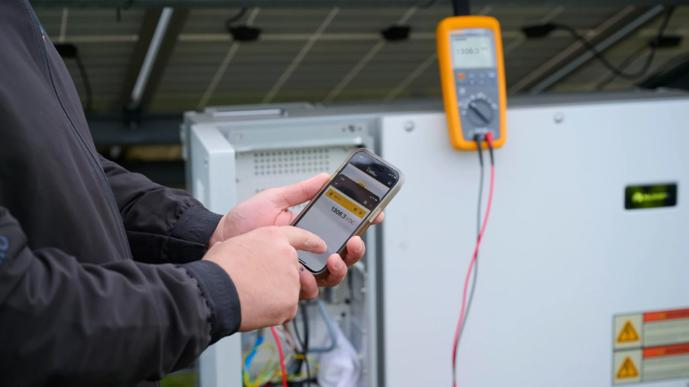 Miniatuur van FLUKE digitale multimeter 283 FC CAT III tot 1500V (5593173)