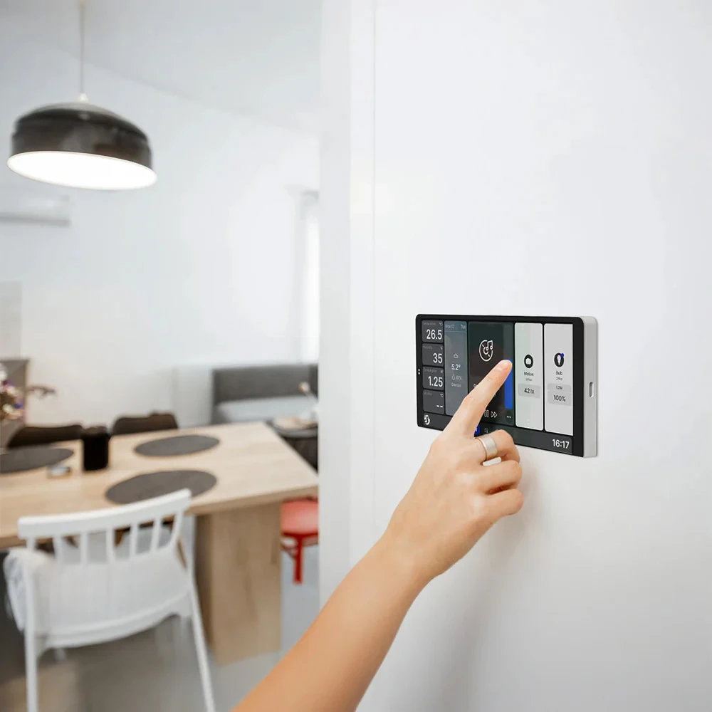 Miniatuur van Shelly Wall Display X2 + BLU H&T - bedieningspaneel 6,95inch + temperatuur- en vochtsensor - ivoor (SAWD-2A1XX10EU1S)