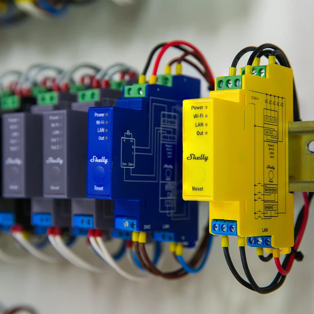 Miniatuur van Shelly Pro RGBWW PM - LED-strip dimmer 5-kanaals DIN-rail (SPDC-0D5PE16EU)