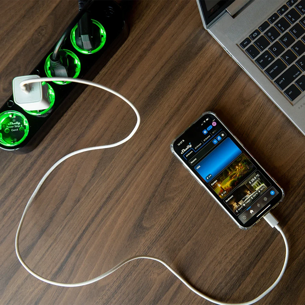 Miniatuur van Shelly Power Strip 4 Gen4 stekkerdoos 4-voudig - zwart (S4PL-00416EU-B)