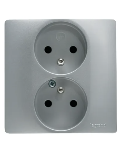 Legrand stopcontact 2-voudig met penaarde, kinderbeveiliging en spanklauwbevestiging - Niloé aluminium (6152857)