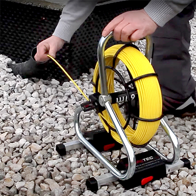 Hoe draden trekken met een trekveer?