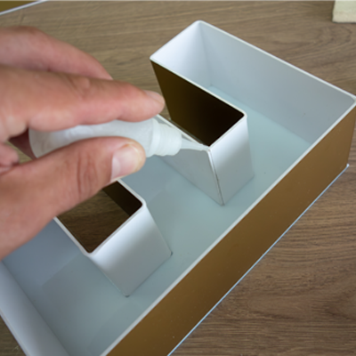 Hoe kun je secondelijm verwijderen?